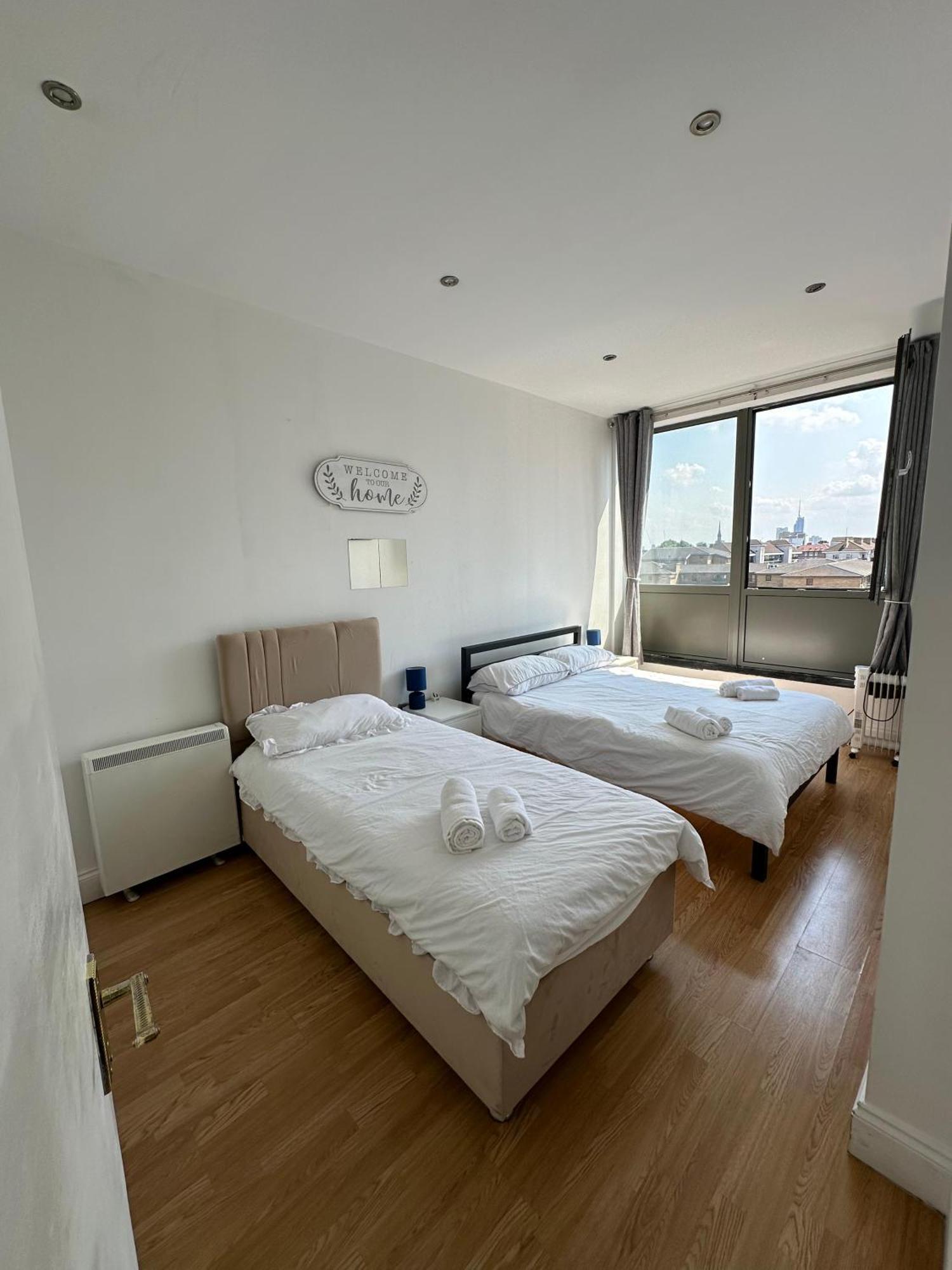 Appartement Cosy Entire Flat In Whitechapel à Londres Extérieur photo